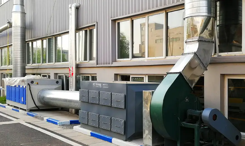 中小风量废气治理，活性炭吸附箱与UV光氧设备如何选？